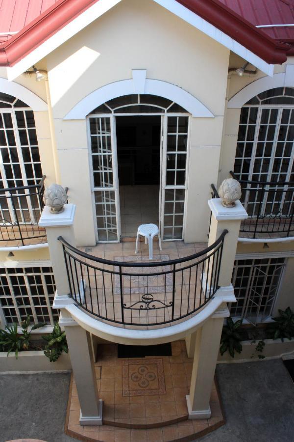 Mang Ben Dormitory Quezon City Kültér fotó